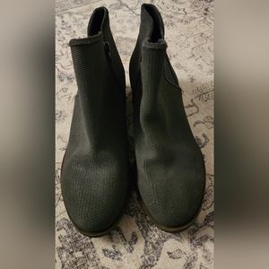 Women's booties grey size 9